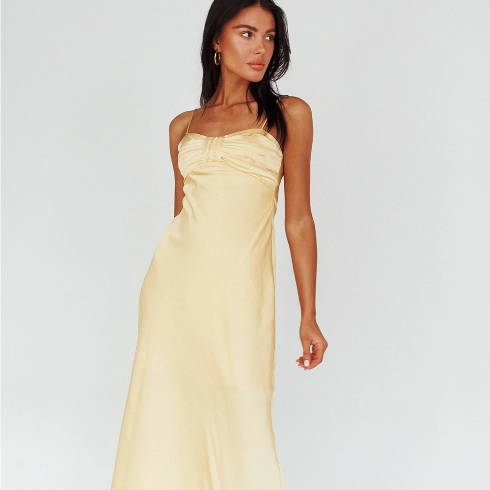 NWT Siva-Selfie Leslie Gathered Bust Midi Dress